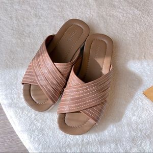 Vince platform sandals US 5